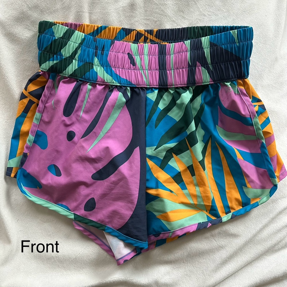 DSG women’s floral athletic running shorts - small